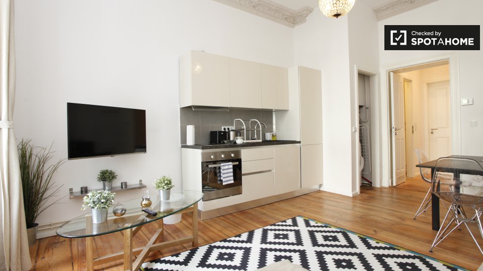 Apartment, Biebricher Str.A, Berlin