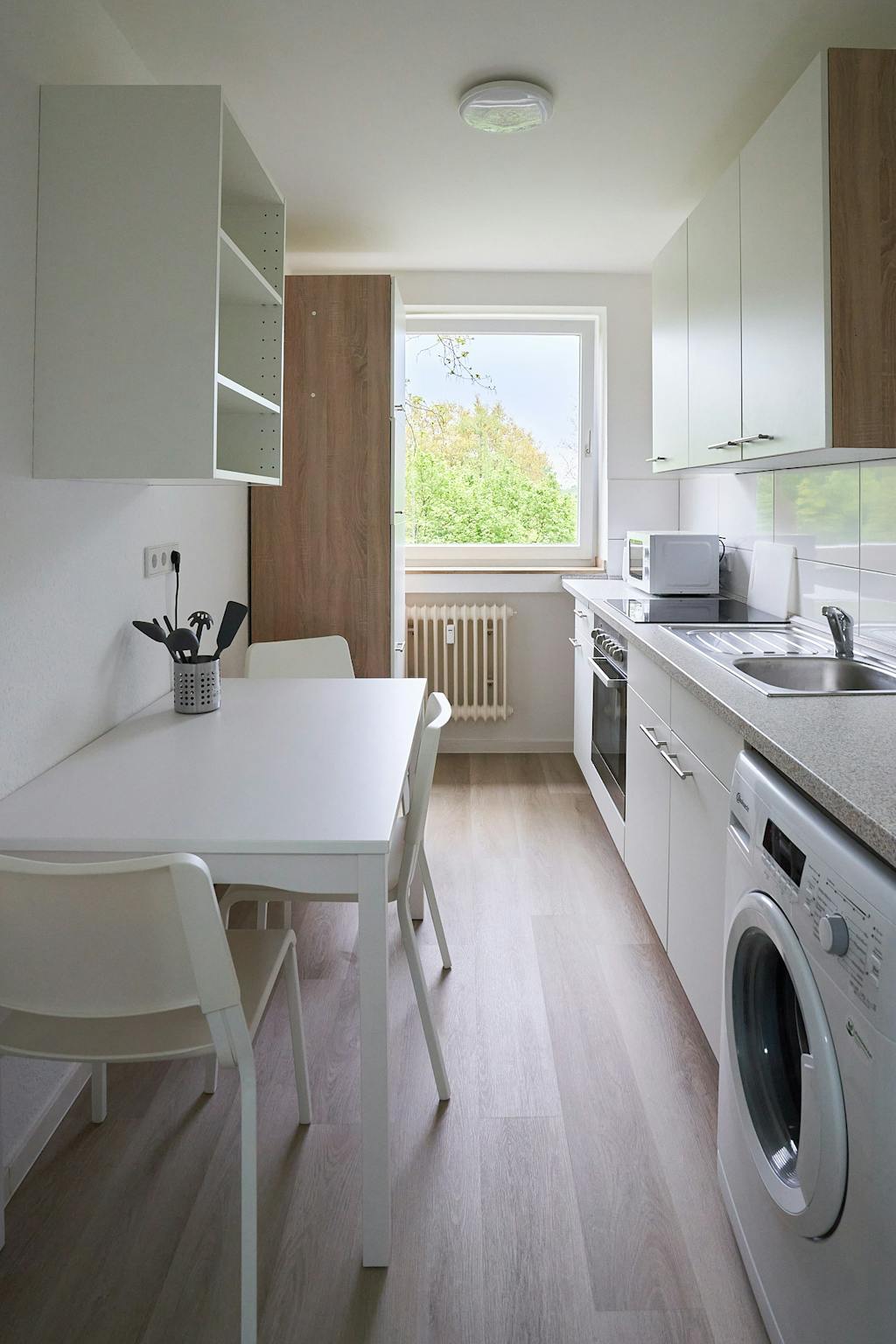Apartment, Kölner Landstraße, Dusseldorf