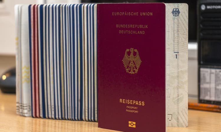 Bundestag issues changes to German identity cards and passports