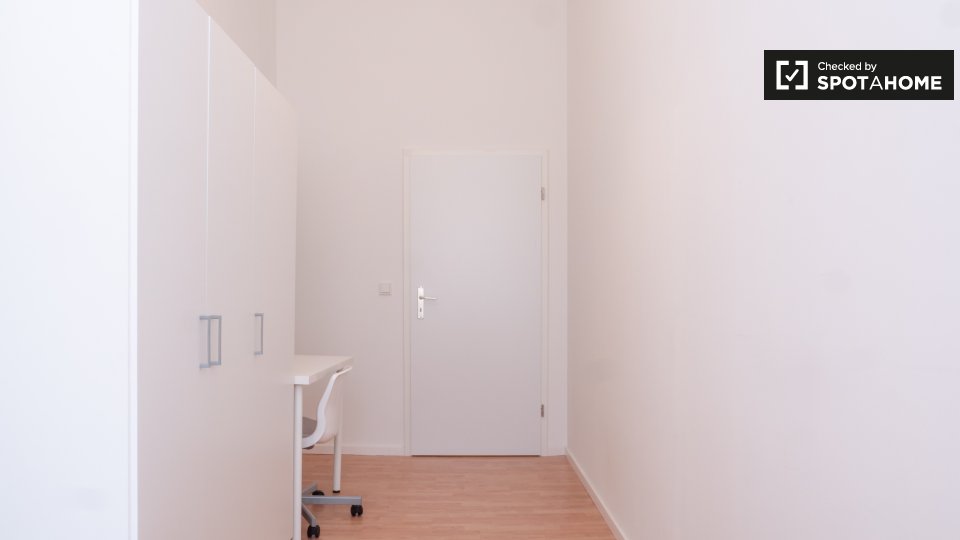 Room, Mehringdamm, Berlin