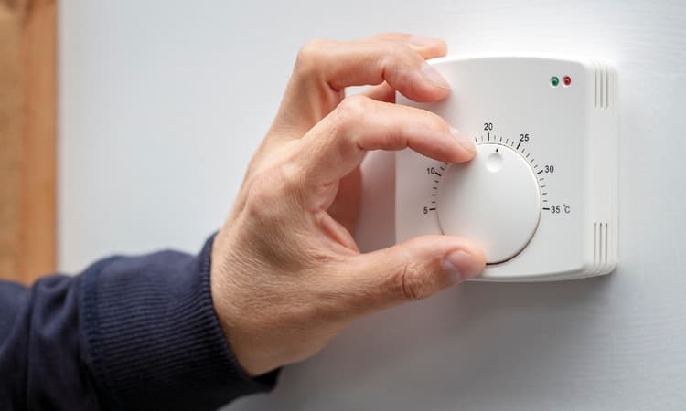 Germany earmarks 15 billion euros for tax relief, grants and heating subsidies