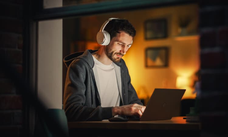 Boost your career with DataScientest's online DevOps engineering course