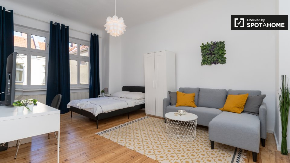 Apartment, Bastianstraße, Berlin