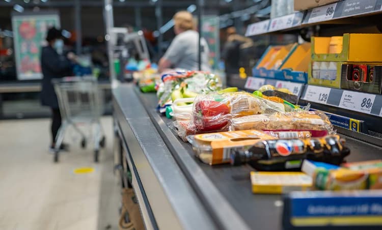 Inflation in Germany hit 10 percent in September, highest rate since 1951