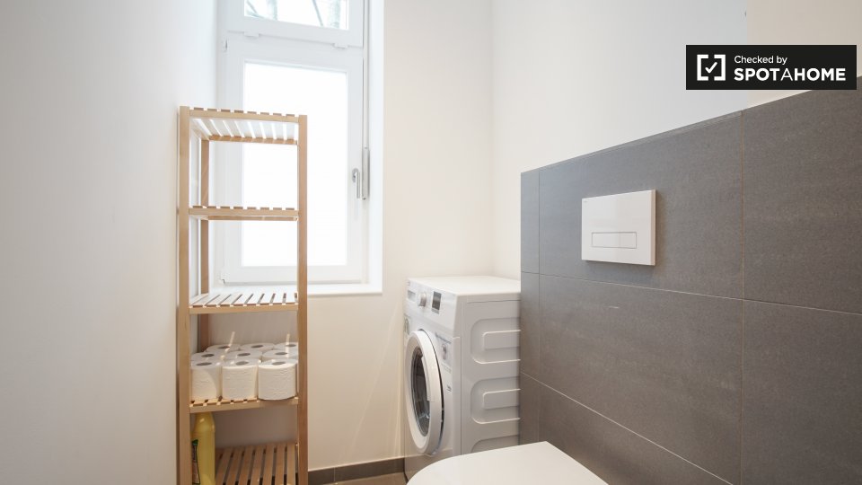 Room, Damerowstraße, 13187 Berlin, Germany, Berlin