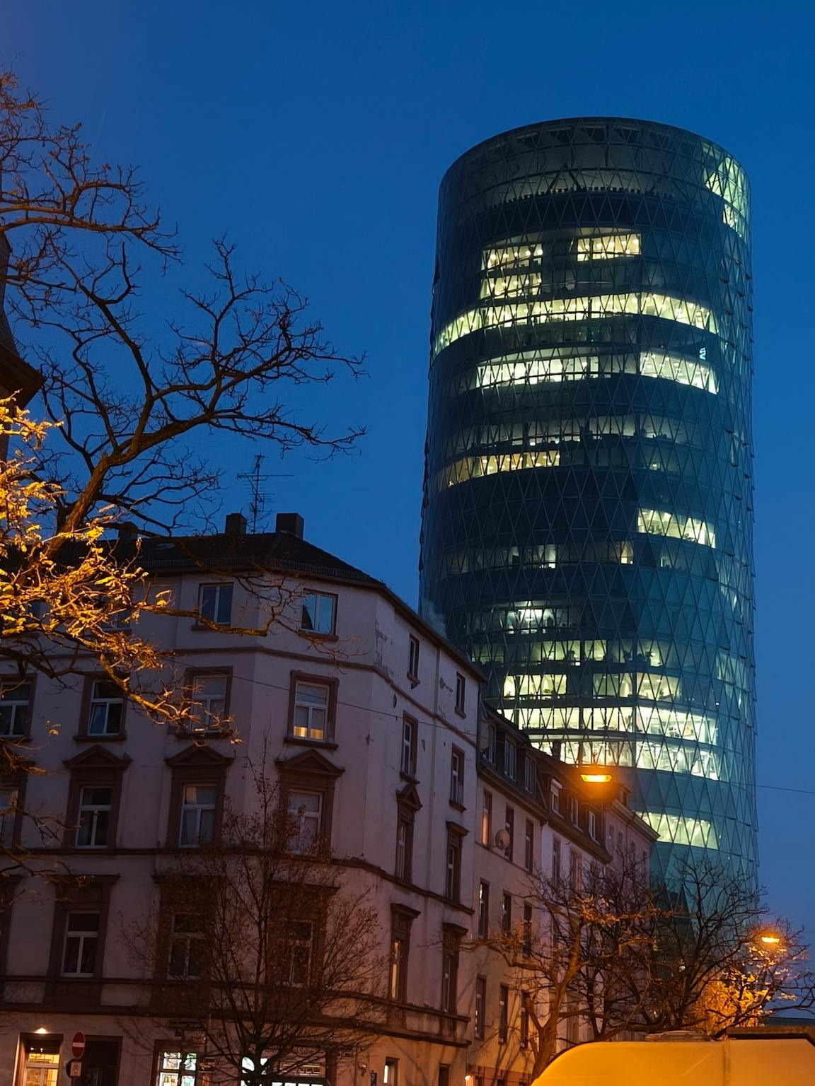 House, Esslinger Straße, Frankfurt