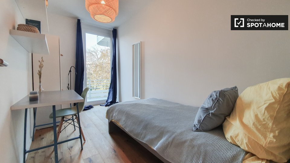 Room, Nazarethkirchstraße, Berlin