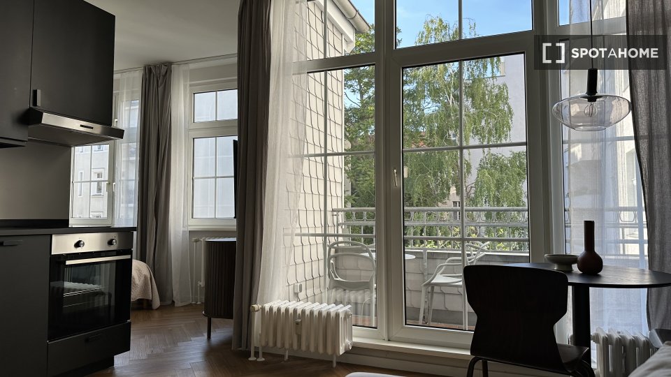 Apartment, Kaiser-Friedrich-Straße, Berlin