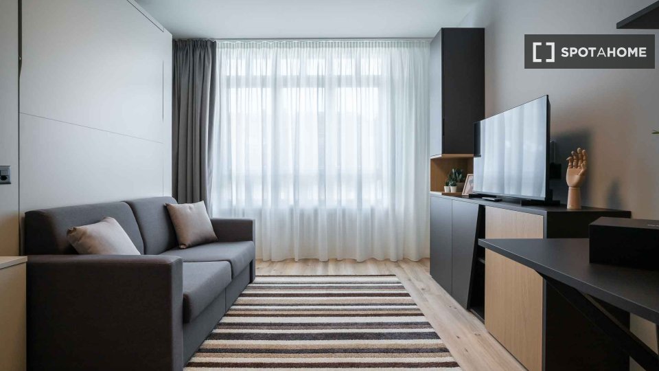 Apartment, Gürtelstraße, Berlin