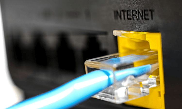 Germany’s “right to fast internet” law implemented for the first time