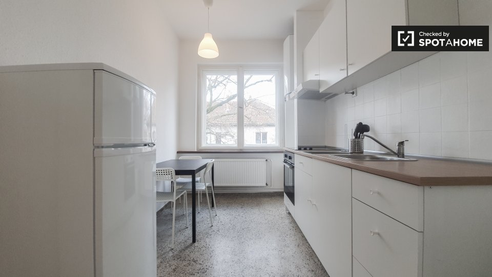 Room, Lauterberger Str., Berlin