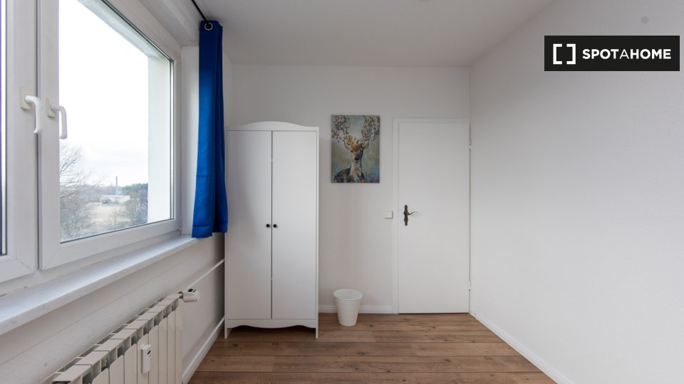 Room, Johanna-Tesch-Straße, Berlin