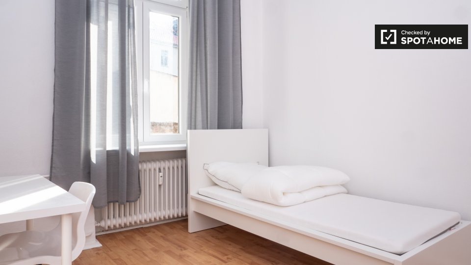 Room, Mehringdamm, Berlin