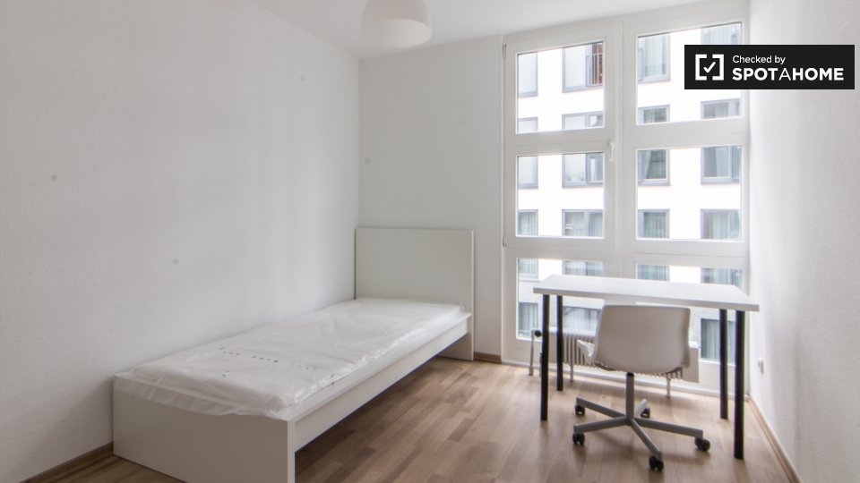 Room, CharlottenstraßeB, Berlin