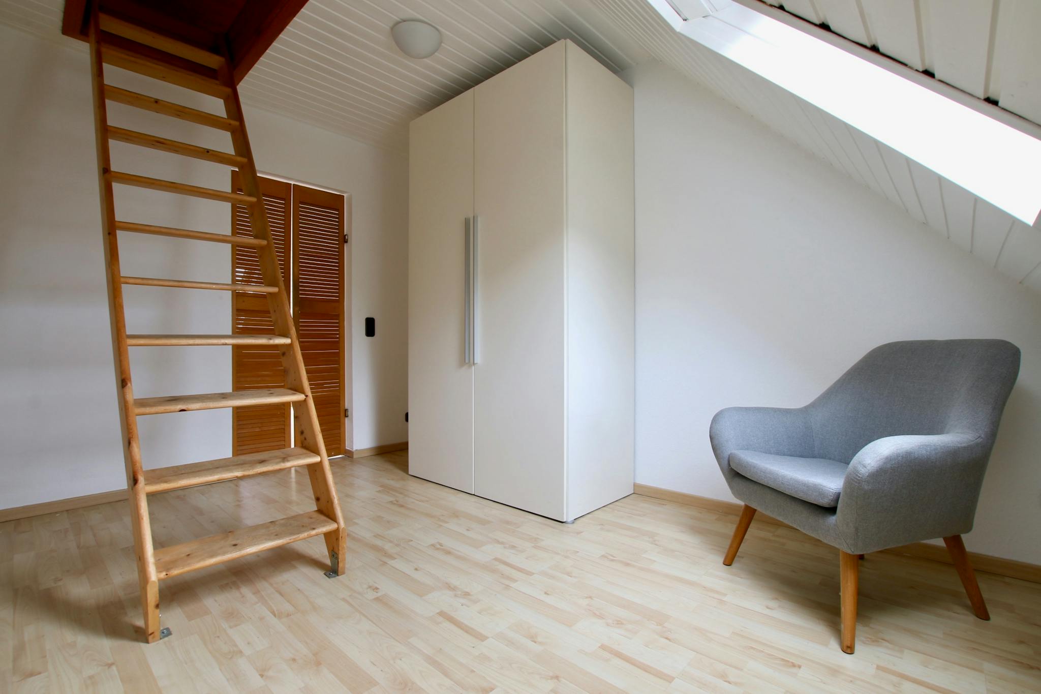 Apartment, Leostraße, Cologne