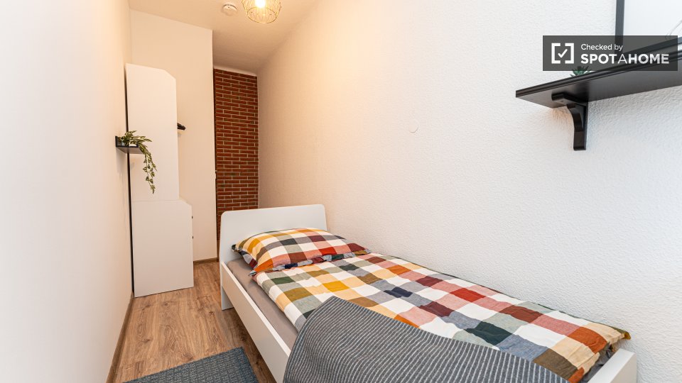 Room, Otto-Franke-Straße, Berlin