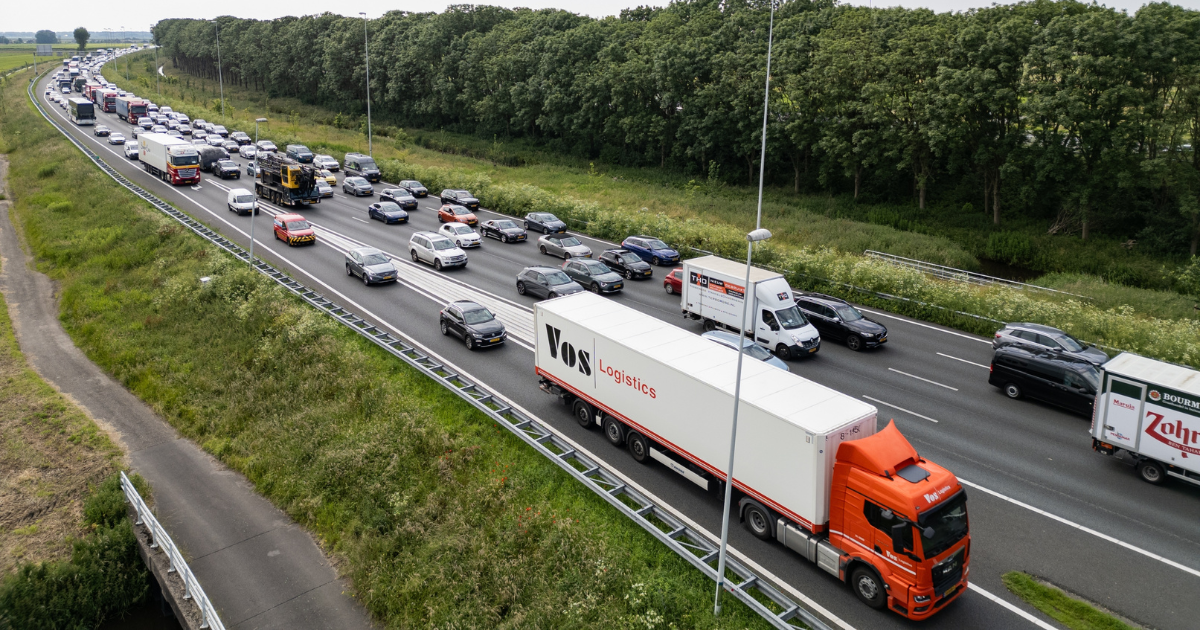 200 kilometres of traffic jams on Dutch highways due to NATO summit closures