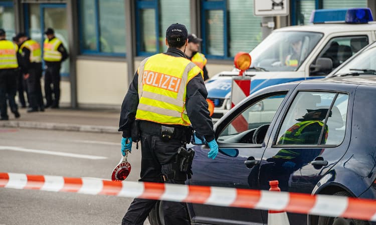 New travel rules in South Germany: Border closures and compulsory testing