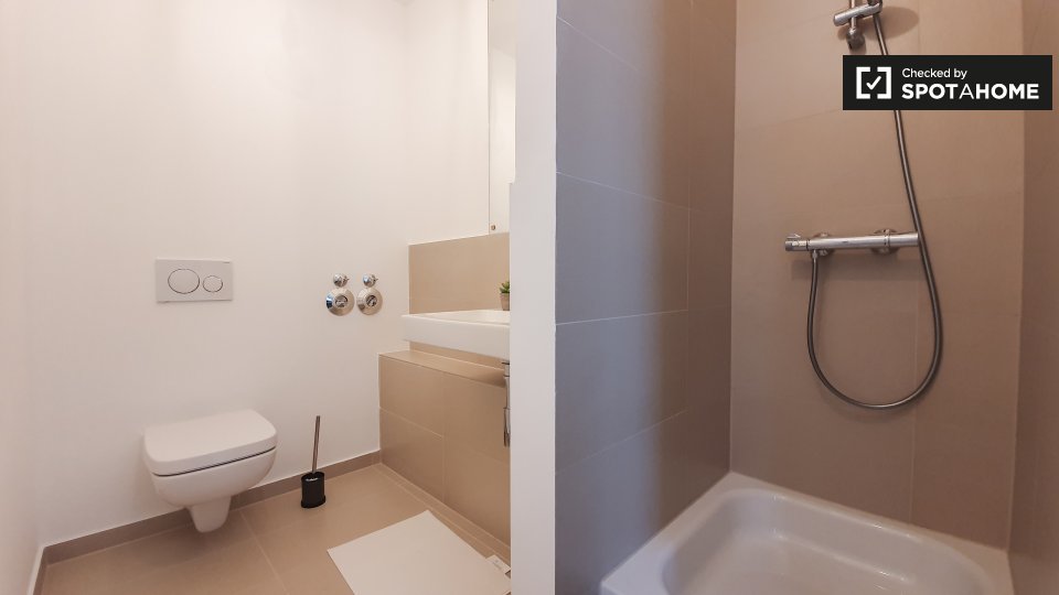 Room, Nazarethkirchstraße, Berlin