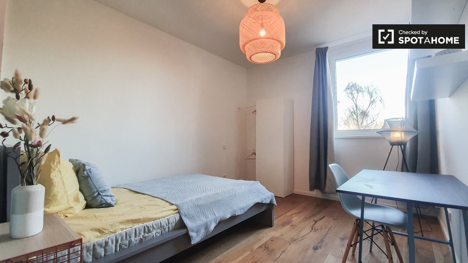 Room, Nazarethkirchstraße, Berlin
