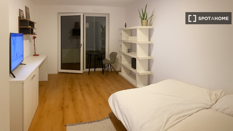 Apartment, Fließstraße, Berlin