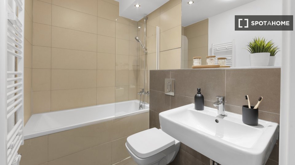 Room, Friedrichstraße, Berlin