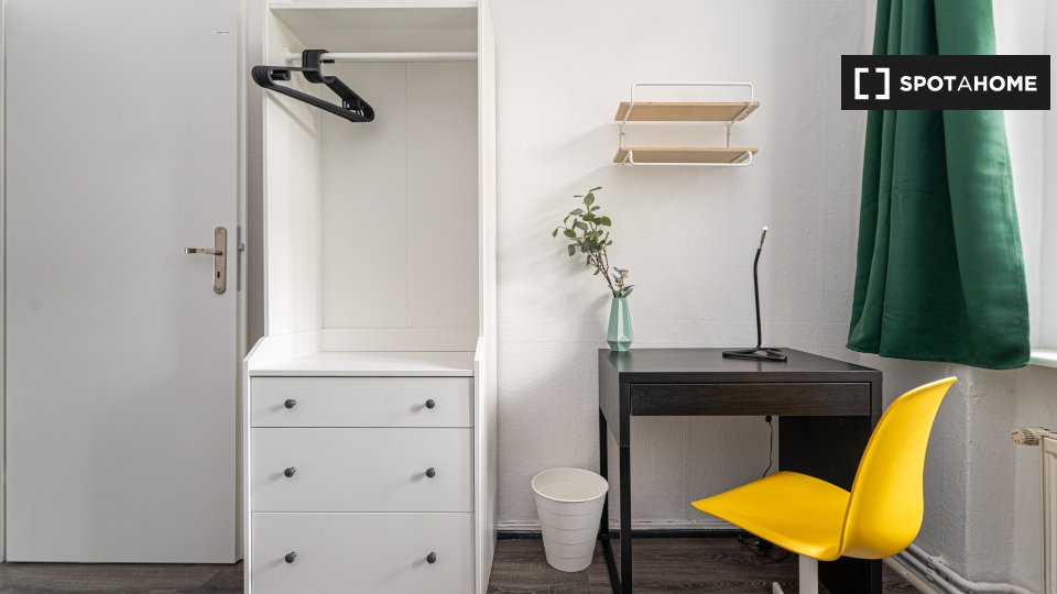 Room, Reginhardstraße, Berlin