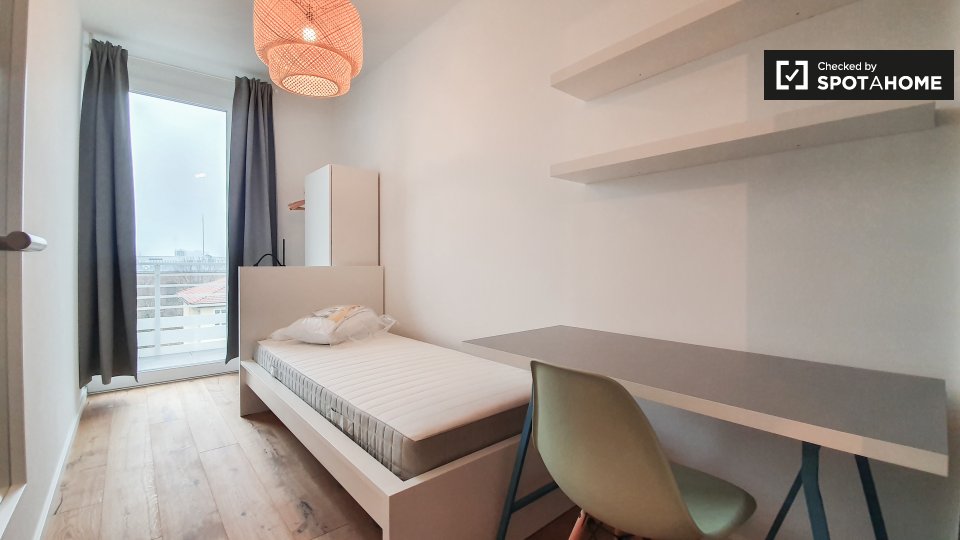 Room, Nazarethkirchstraße, Berlin