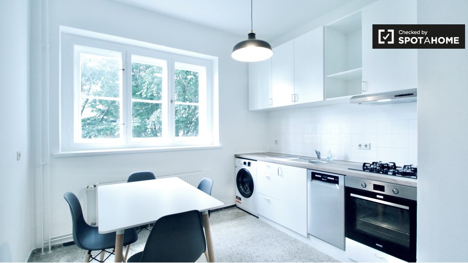 Room, Granitzstraße, Berlin