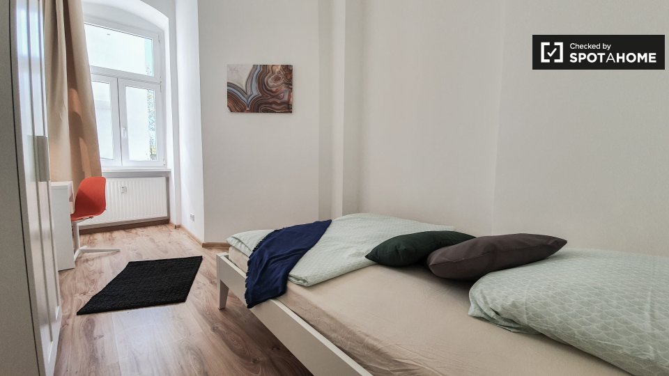 Room, Weimarische Str., Berlin
