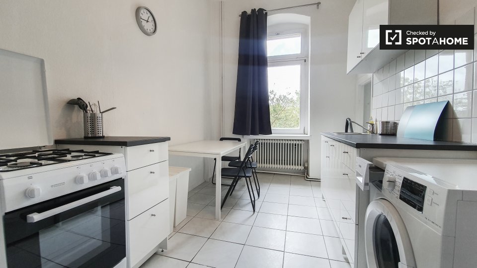 Room, Detmolder Str., Berlin