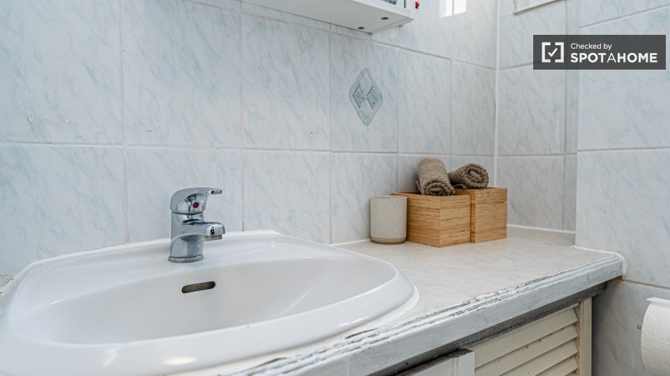 Room, Dörpfeldstraße, Berlin