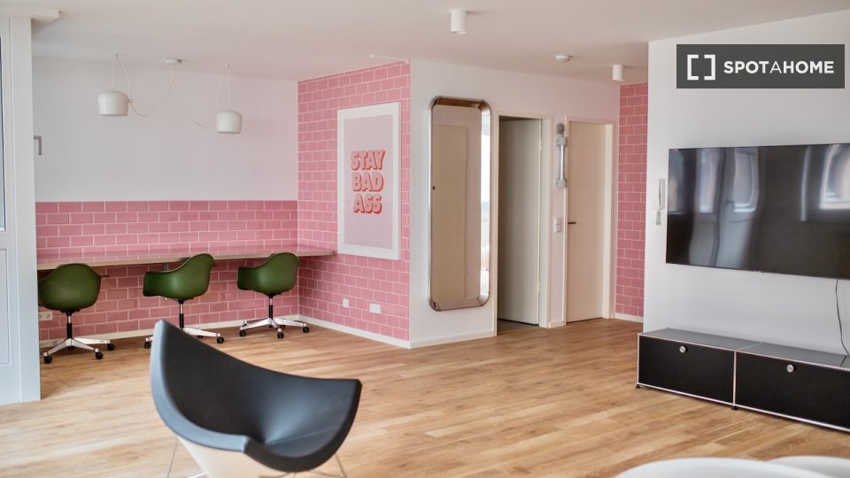 Room, Fischerinsel, Berlin