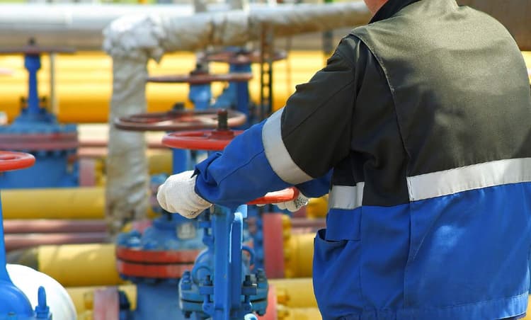 Germany's gas storage facilities nearly full, ahead of schedule