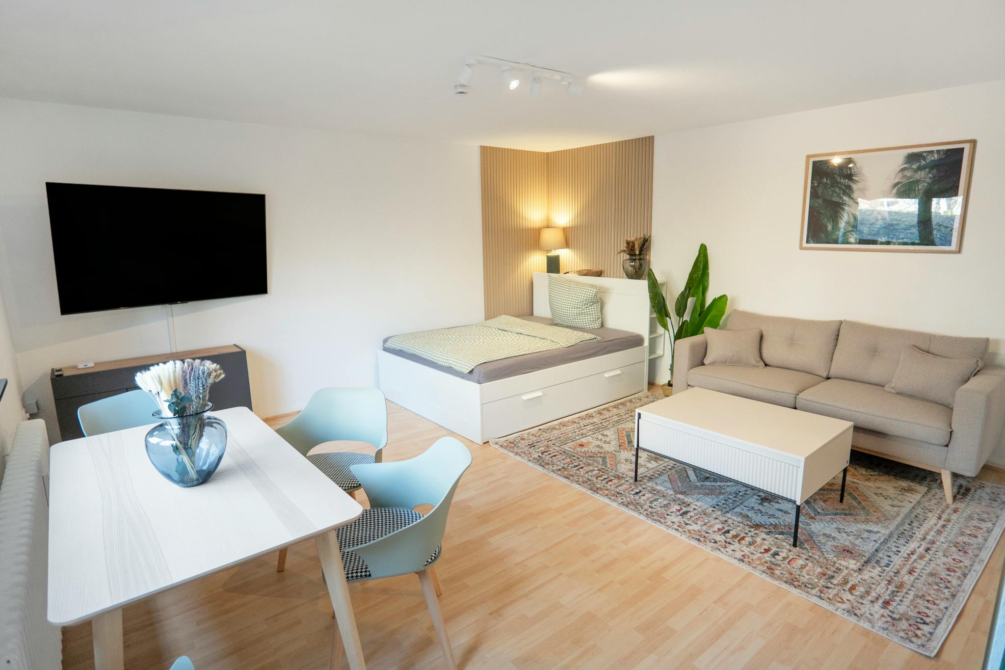 Apartment, Waisenhausgasse, Cologne