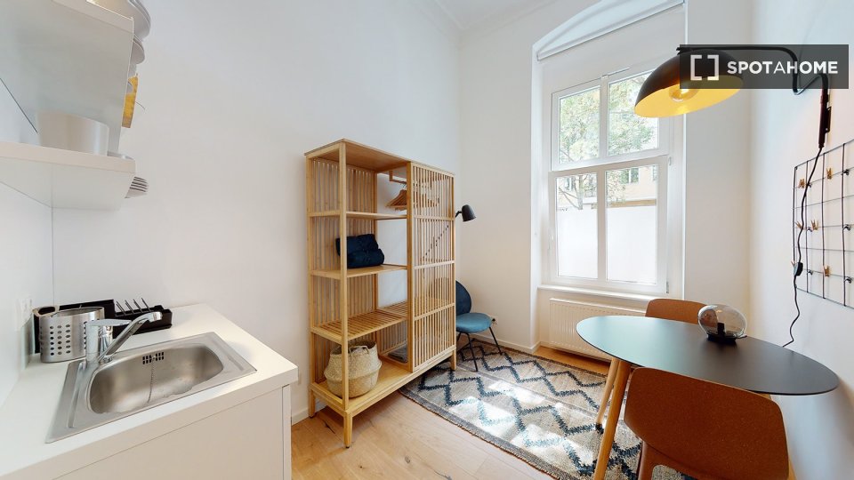 Apartment, Paul-Robeson StraßeA/1B, Berlin