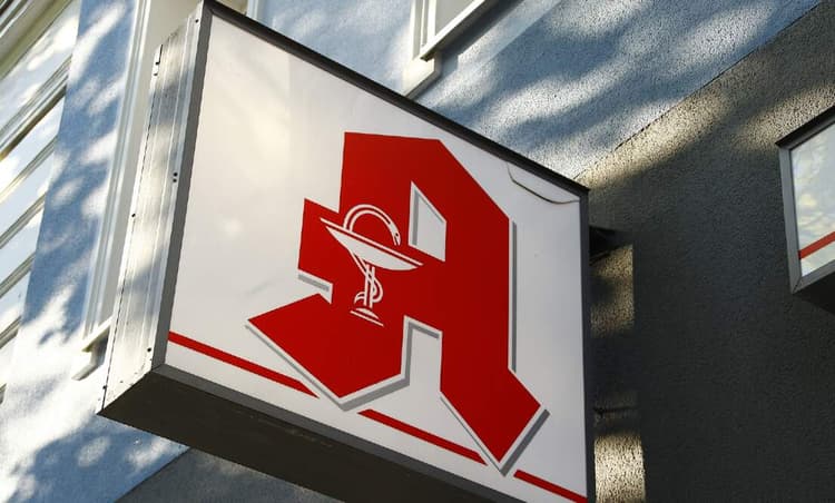 Number of pharmacies in Germany dropping each year