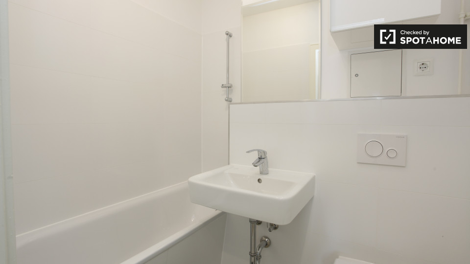 Room, Neltestraße 25, 12489 Berlin, Germany, Berlin