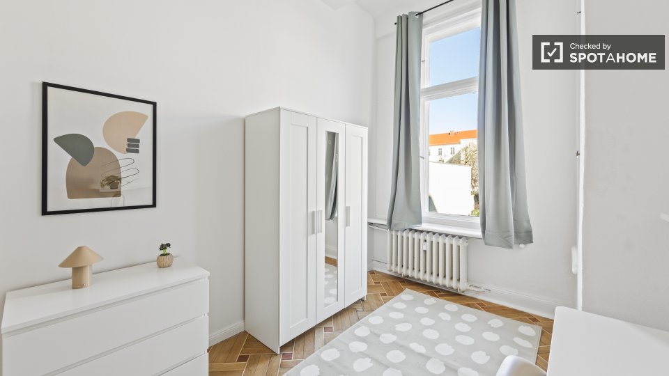 Room, Münchener Str., Berlin