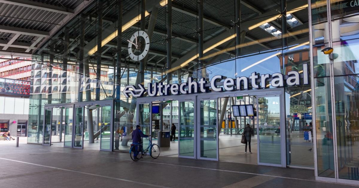 NS launches glamping at Utrecht Centraal for new students without housing