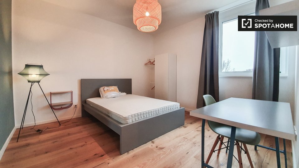 Room, Nazarethkirchstraße, Berlin