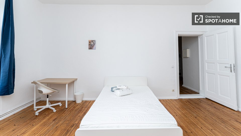 Room, Boxhagener Str., Berlin