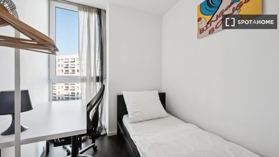 Room, Bernhard-Weiß-Straße-3, Berlin