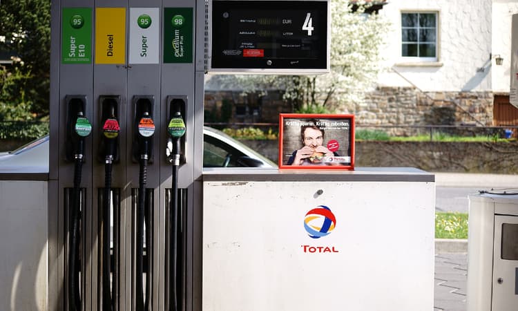 Petrol prices higher in the morning than the evening, report finds