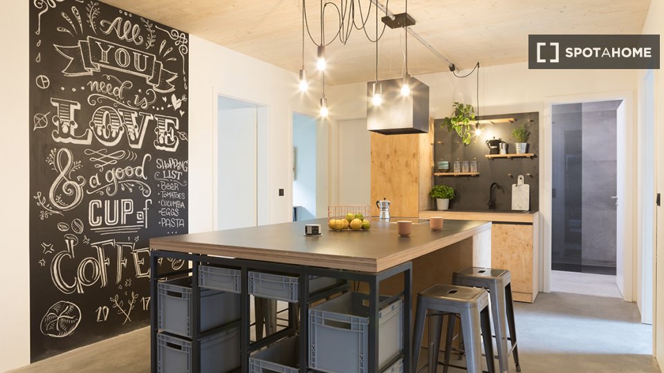Room, Stromstraße, Berlin