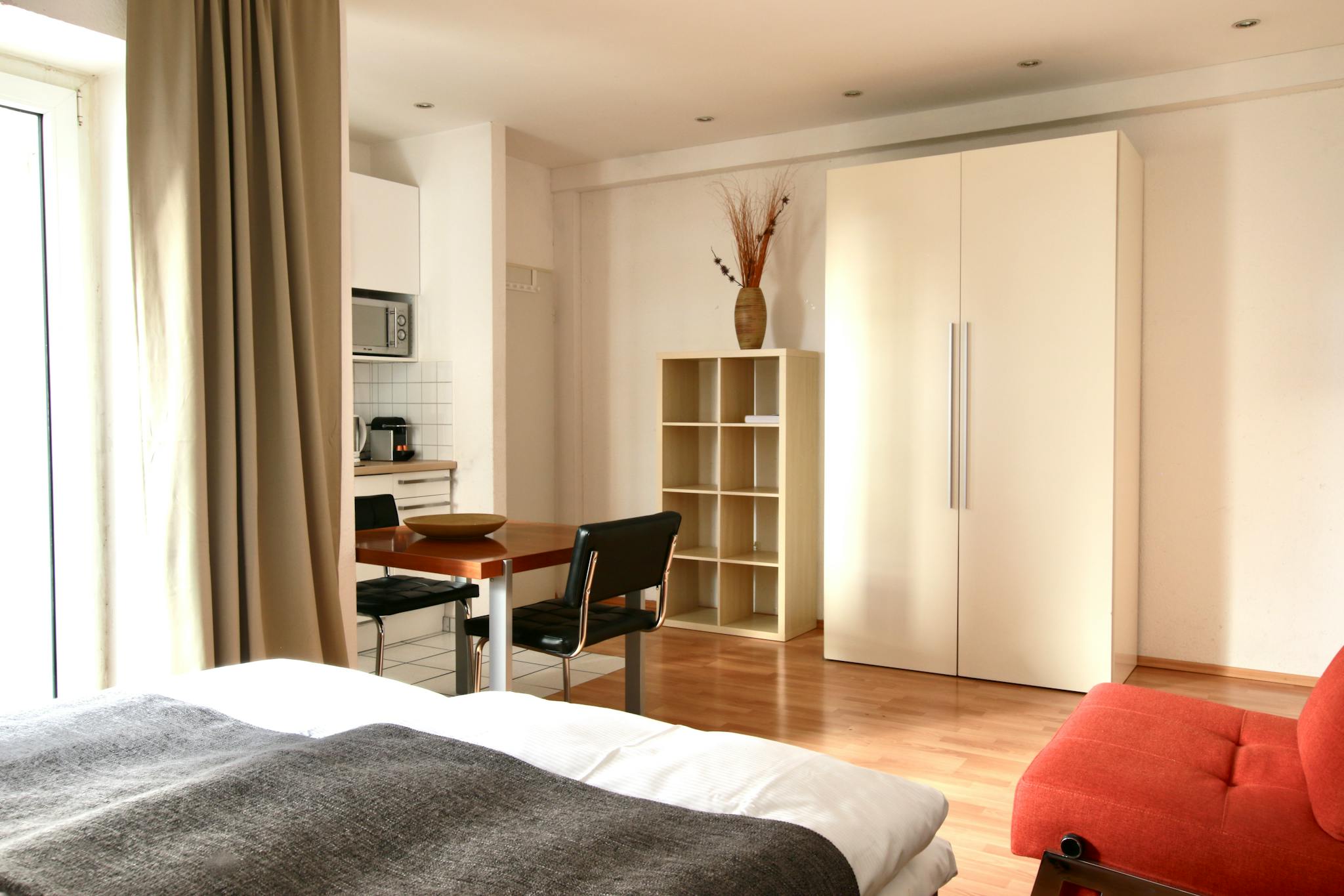 Apartment, Roonstraße, Cologne