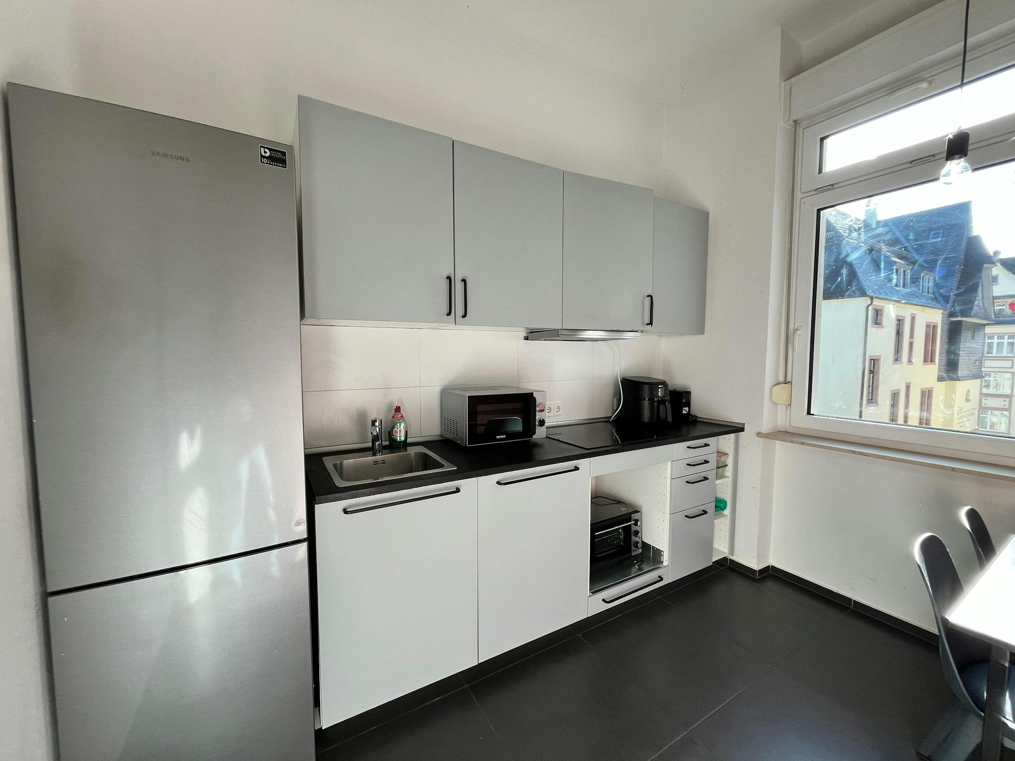 Apartment, Saalburgallee, Frankfurt