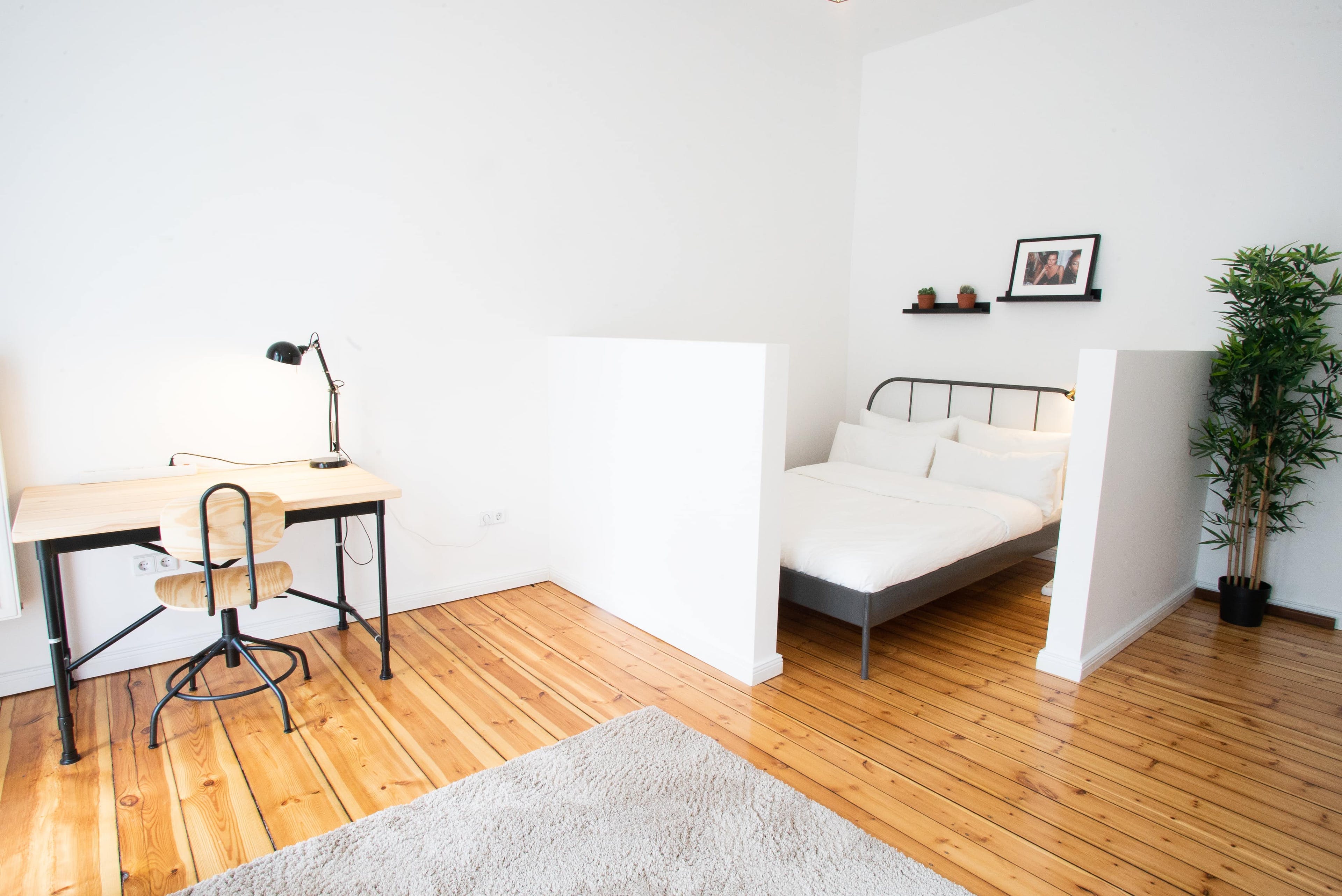 Room, Sonnenallee, Berlin