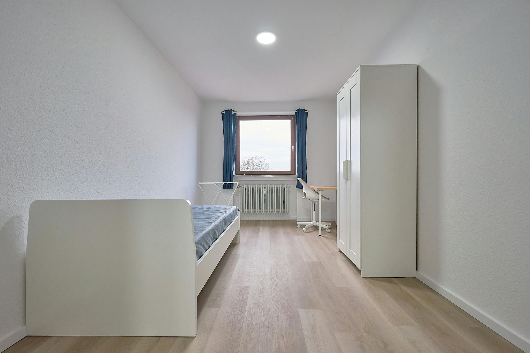 Apartment, Kölner Landstraße, Dusseldorf