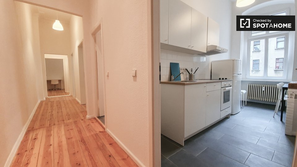 Room, Kottbusser Damm-30, Berlin